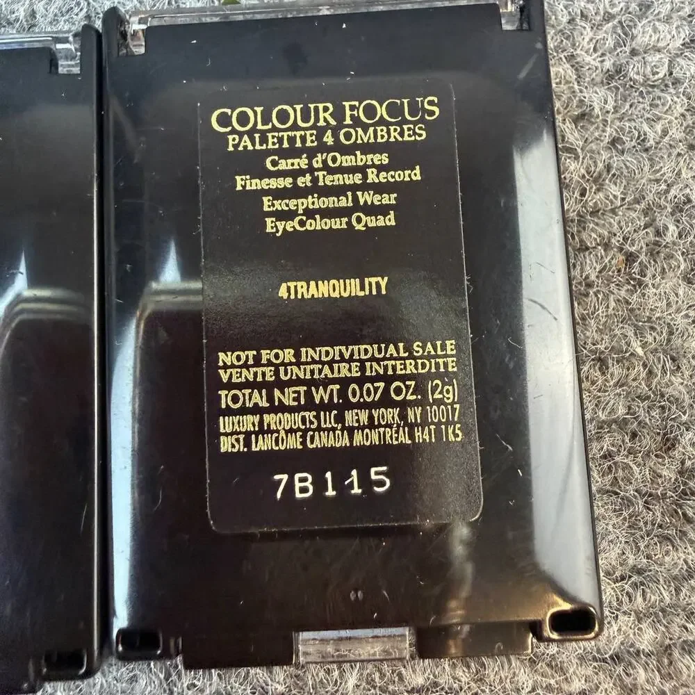 Eyeshadow cosmetic product